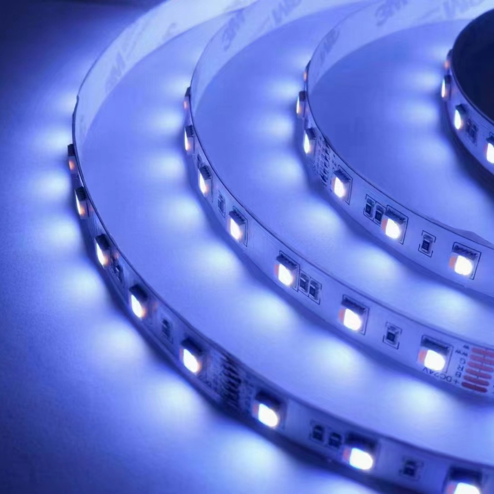 Zaawansowana taśma LED RGBCW 2 – Decor Lighting Solution recenzja i cena