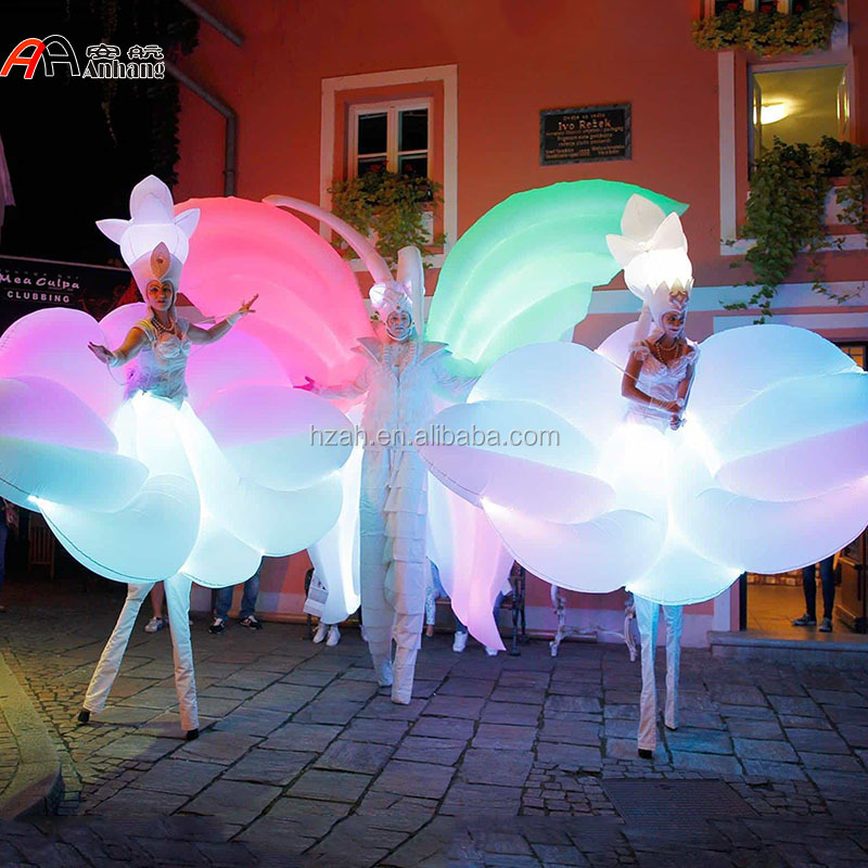 Fantazyjny biały nadmuchiwany  – Decor Lighting The Parade recenzja i cena